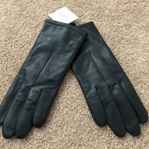 Leather  lined gloves